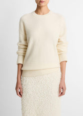 Plush Cashmere Crew Neck Sweater in Crew Neck | VINCE Women