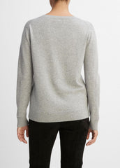 Cashmere Weekend V-Neck Sweater in V-Neck | VINCE Women