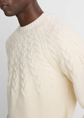 Airspun Merino Wool Cable-Yoke Sweater in Crew Neck | VINCE Men