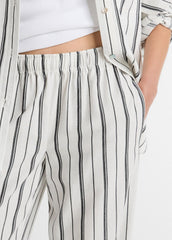 Resort Stripe Pull-On Pant in Wide Leg | VINCE Women