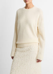 Plush Cashmere Crew Neck Sweater in Crew Neck | VINCE Women