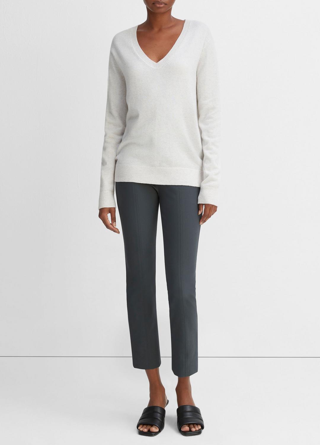 Cashmere Weekend V-Neck Sweater in V-Neck | VINCE Women