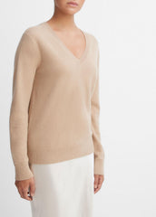 Cashmere Weekend V-Neck Sweater in V-Neck | VINCE Women