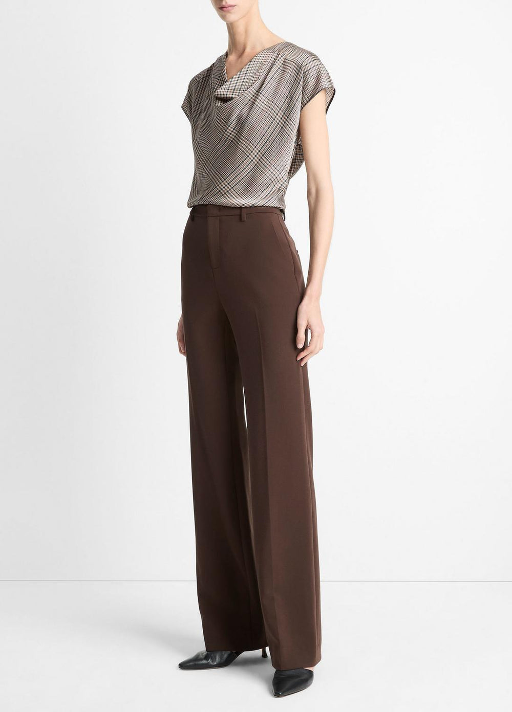 Mid-Rise Tailored Flare Pant in Trousers | VINCE Women