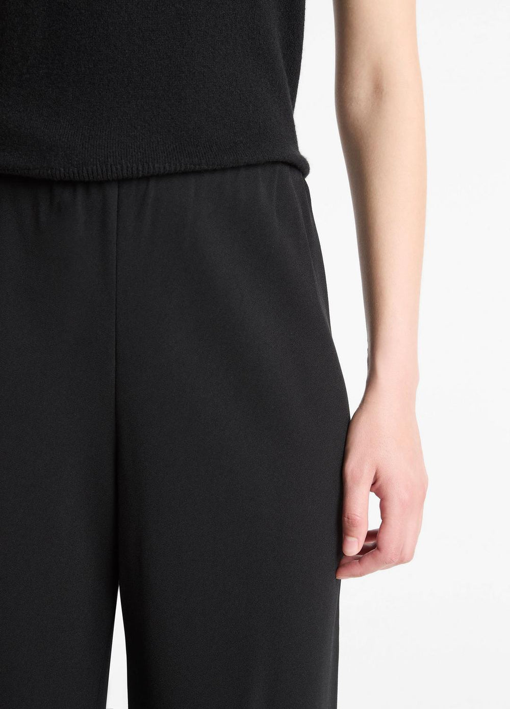 Colette High-Rise Crepe Bias Pant in Trousers | VINCE Women
