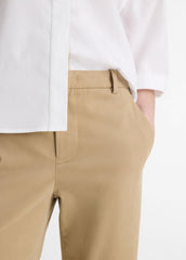 Avery Mid-Rise Italian Stretch-Cotton Chino Pant in Trousers | VINCE Women