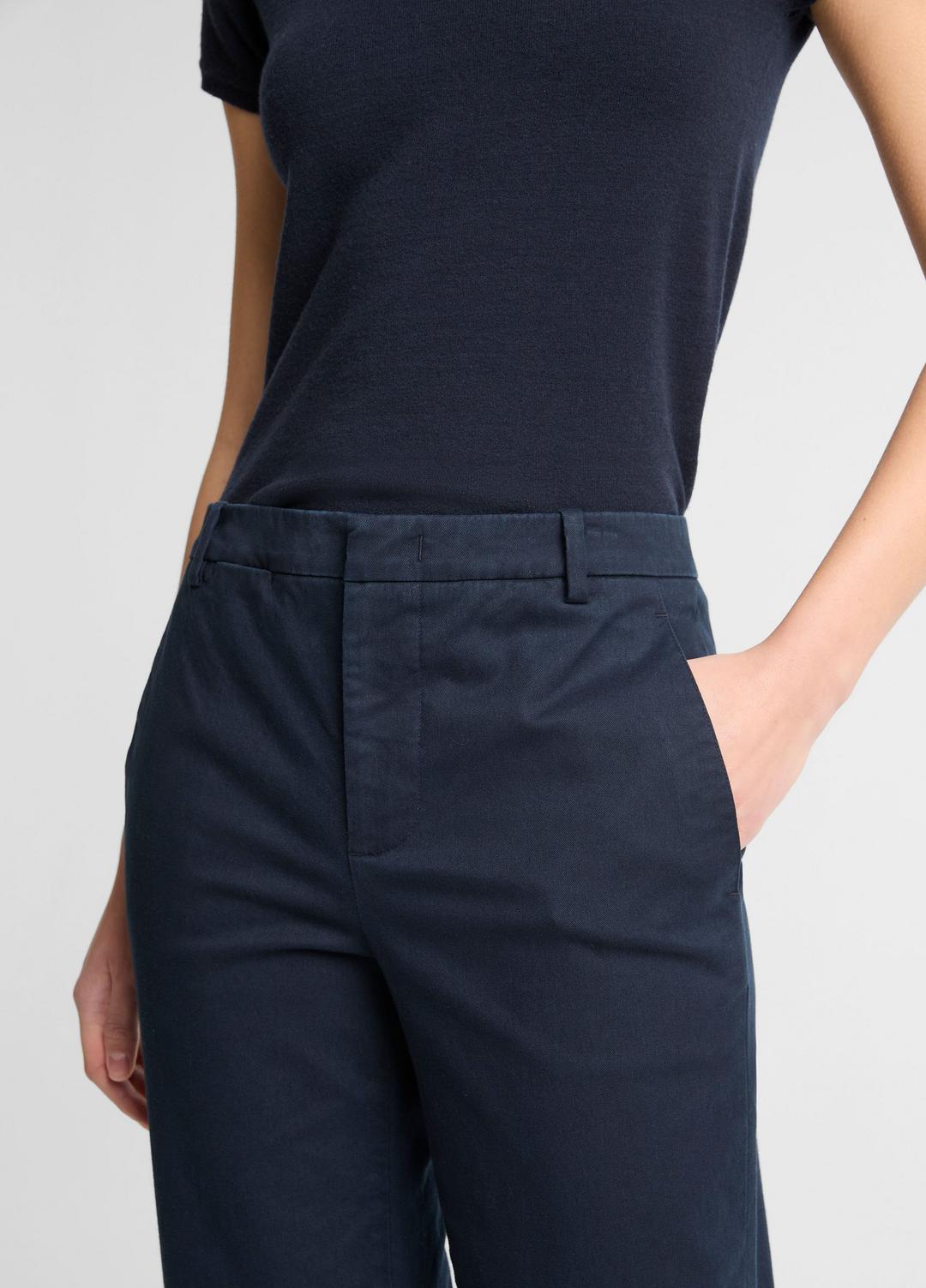 Avery Mid-Rise Italian Stretch-Cotton Chino Pant in Trousers | VINCE Women