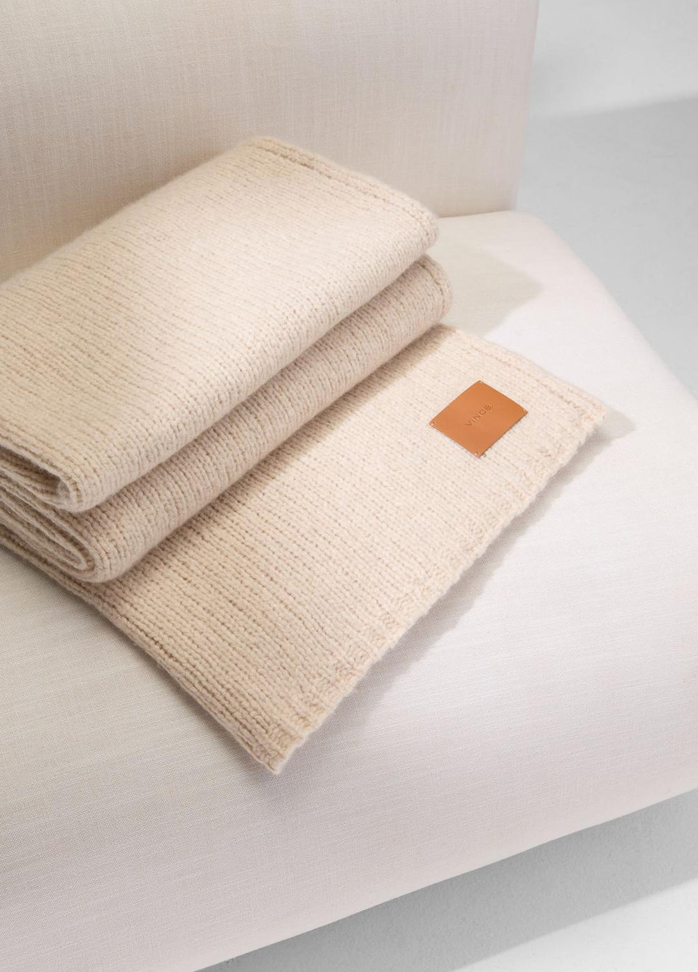 Cashmere-Silk Jersey Throw in Pillows & Blankets | VINCE Women