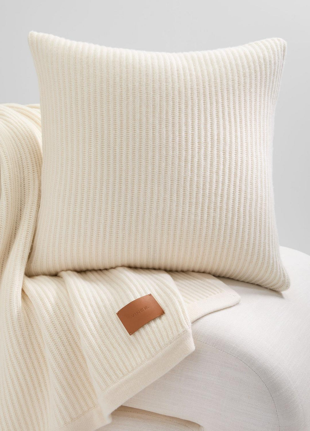 Wool and Cashmere Cardigan-Stitch Pillow in Pillows & Blankets | VINCE Women