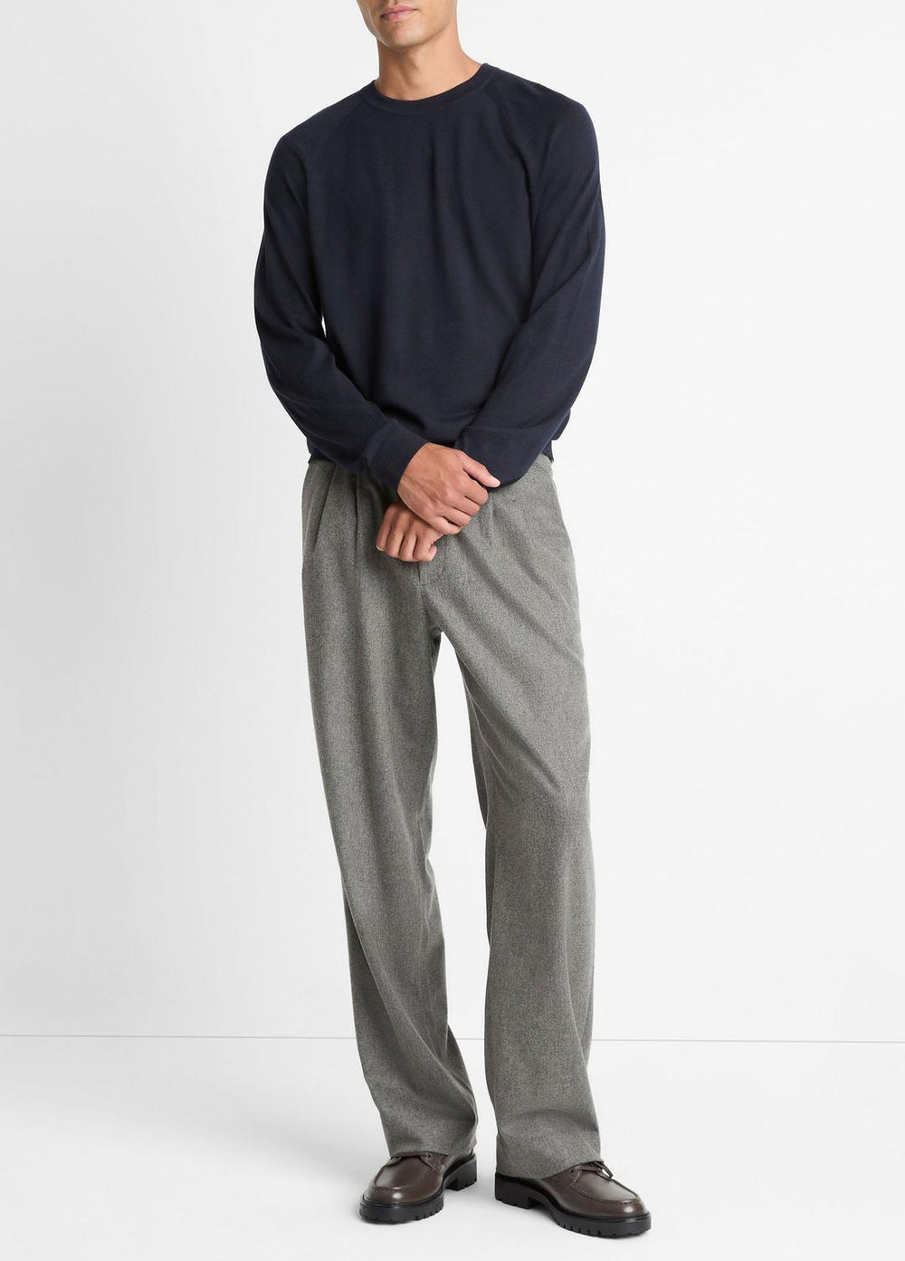 Featherweight Wool-Cashmere Crew Neck Sweater in Crew Neck | VINCE Men