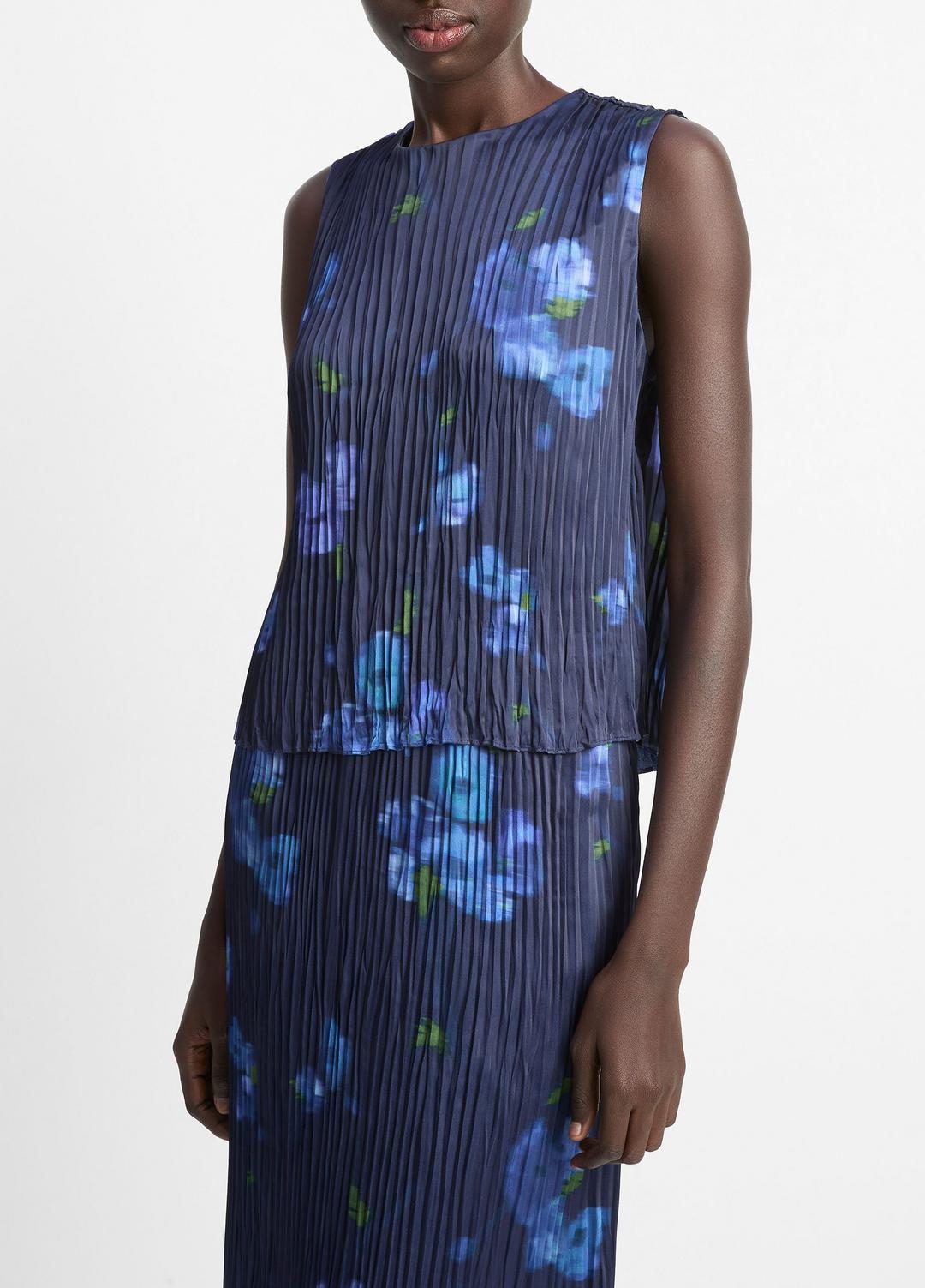 Poppy Blur Crushed Satin Shell in Shirts & Tees | VINCE Sale
